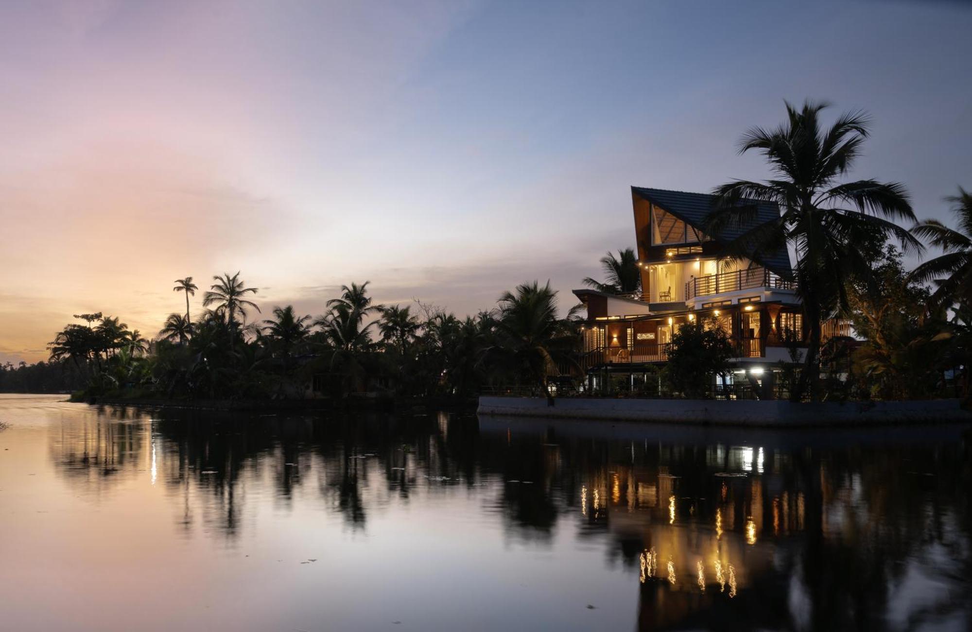 Shiphouse Villa Alappuzha Ngoại thất bức ảnh