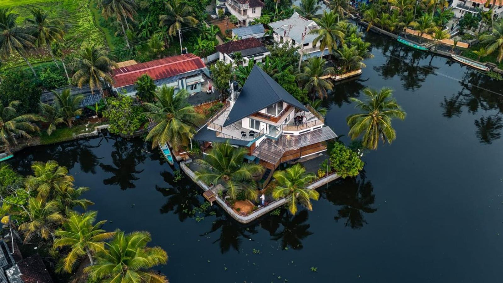 Shiphouse Villa Alappuzha Ngoại thất bức ảnh